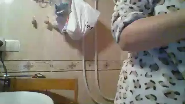 Offline Lunamaya7 on Cam4