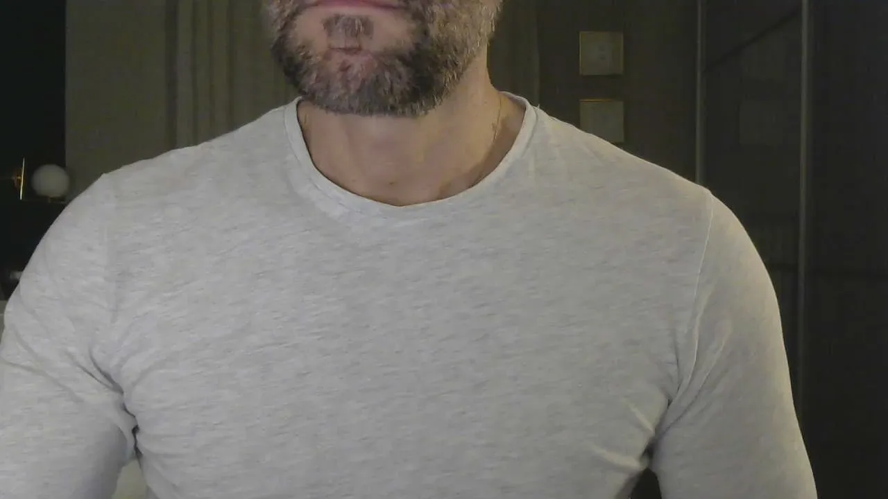 Offline madmaxifun on Cam4