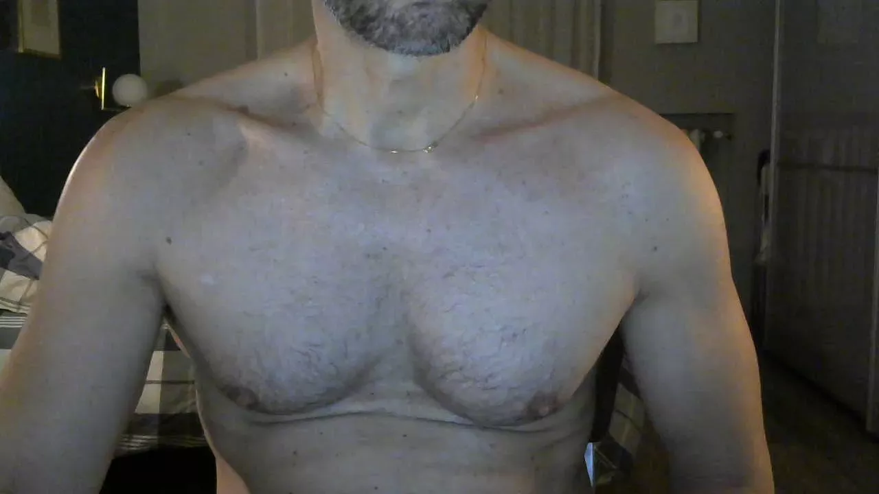 Offline madmaxifun on Cam4