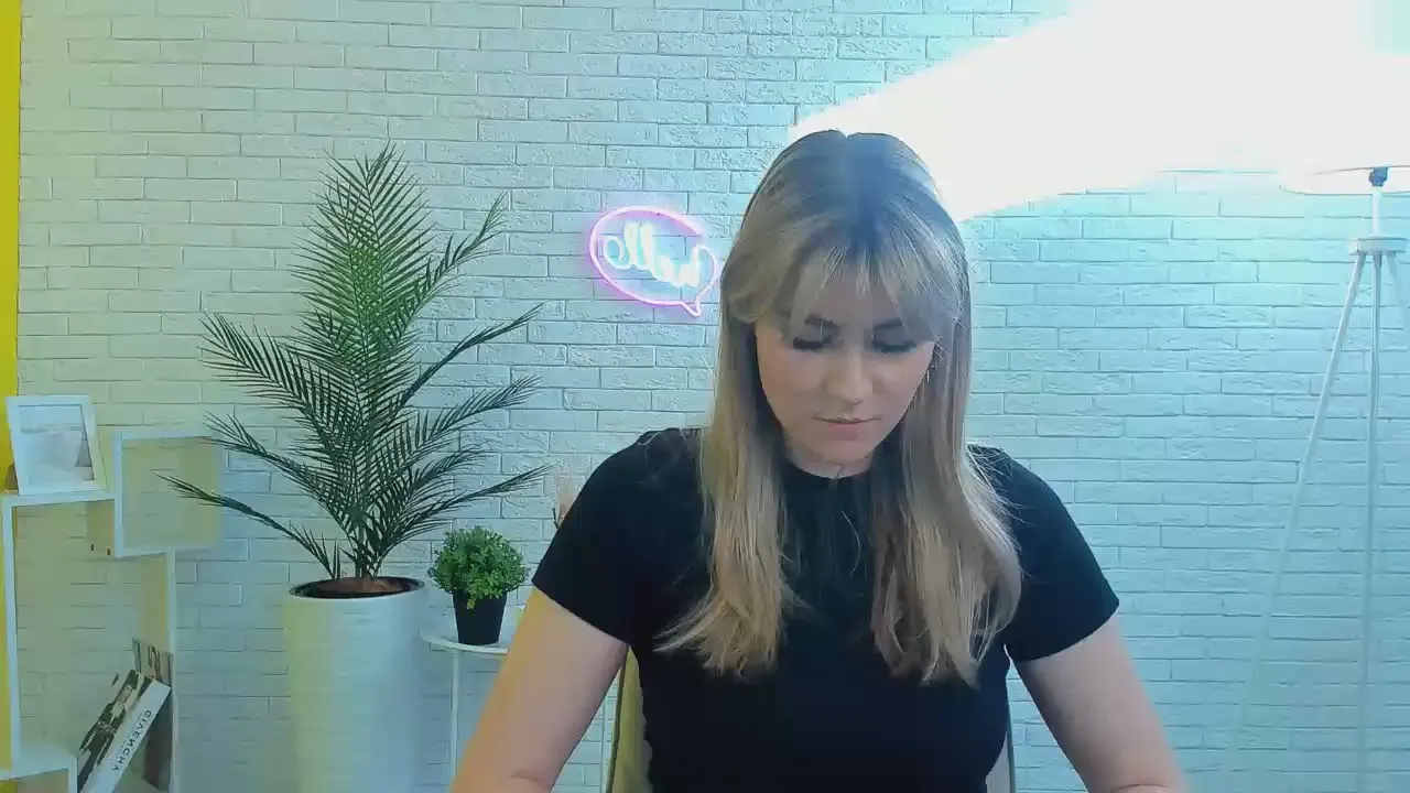 Freechat MaireRosiles on Cam4