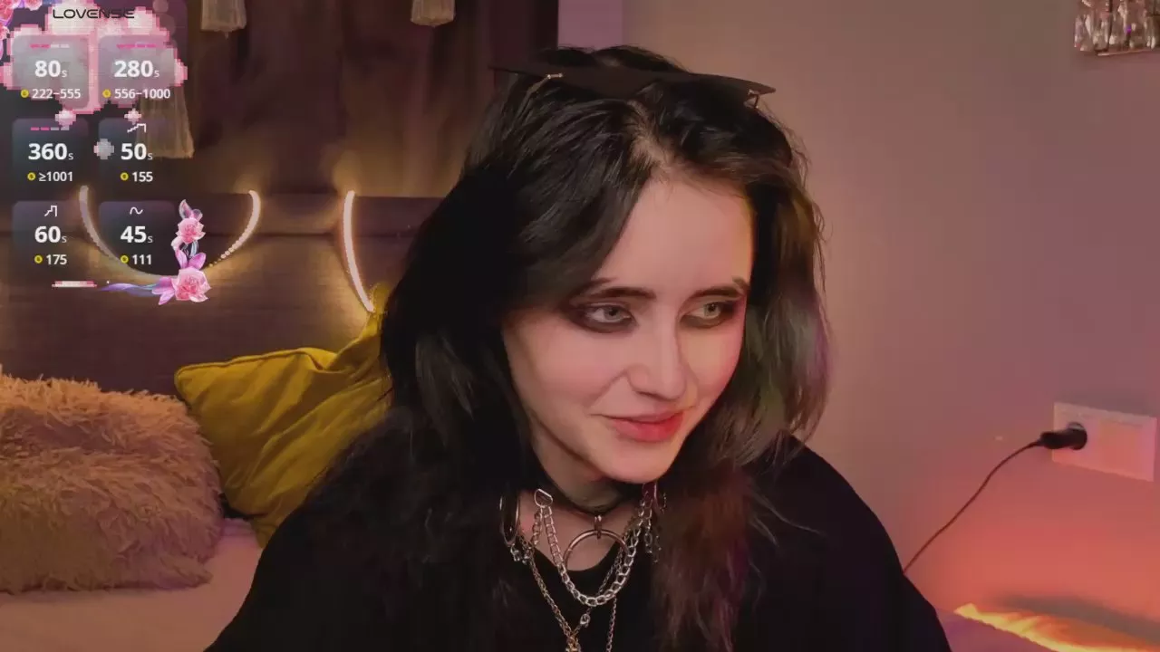 Offline MarianEdgin on Cam4