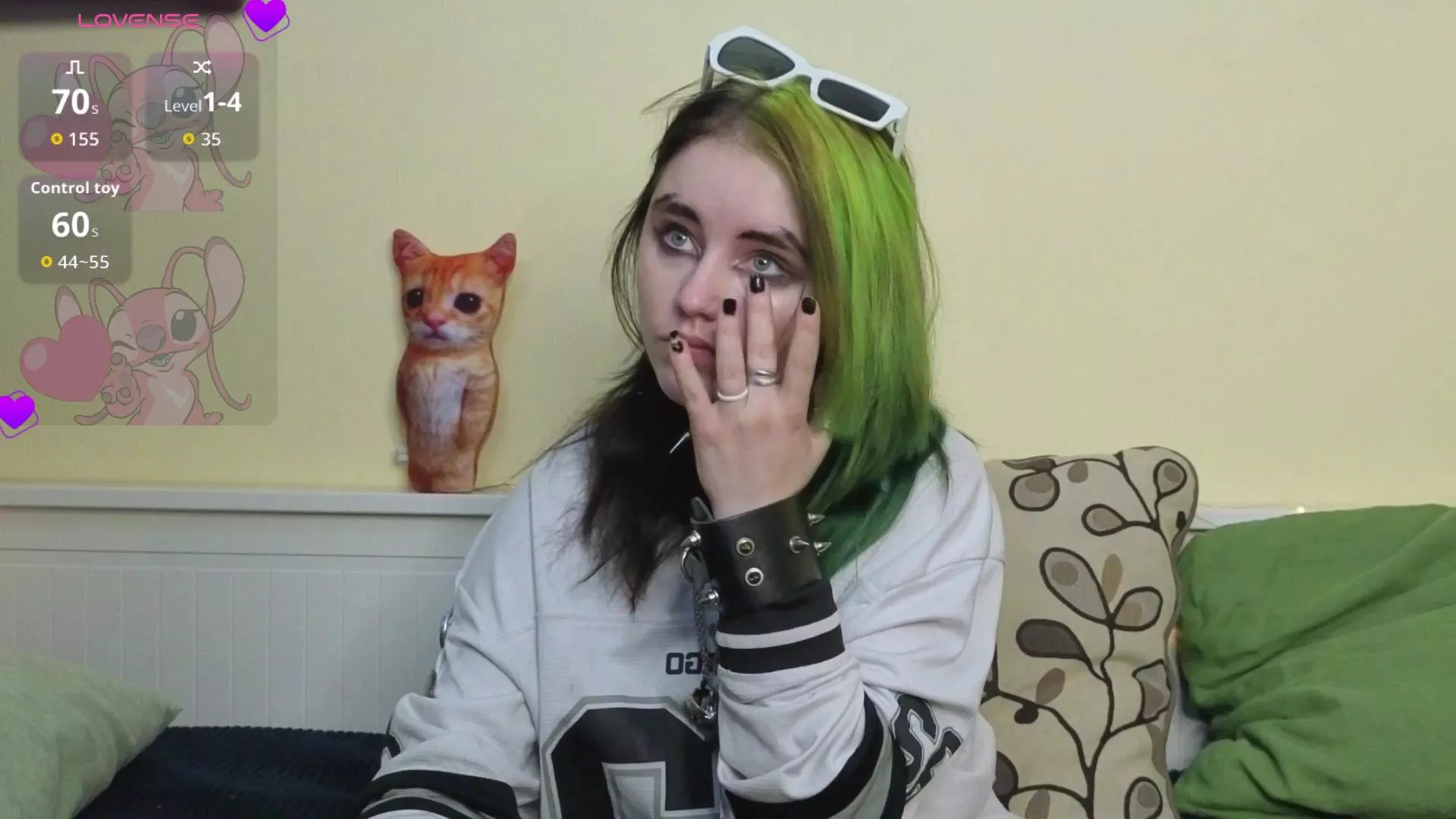 Offline MarianEdgin on Cam4