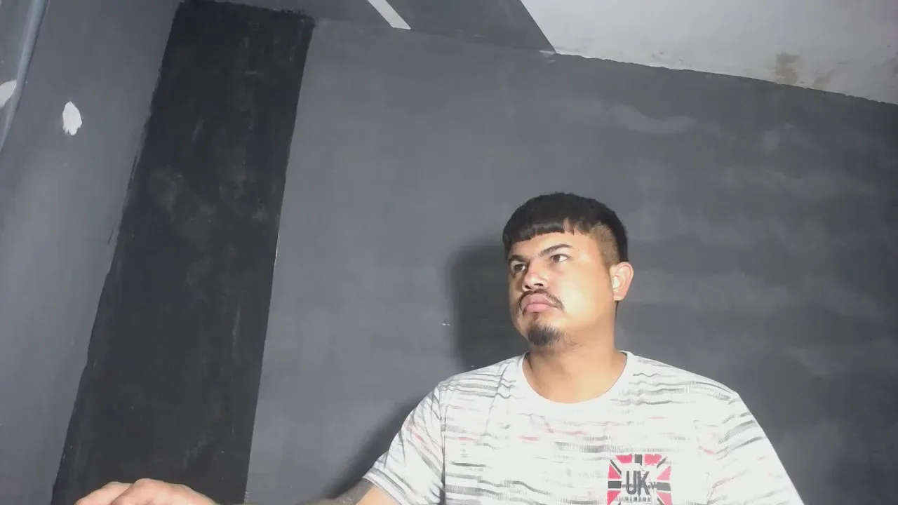 Offline master_bigcock1 on Cam4