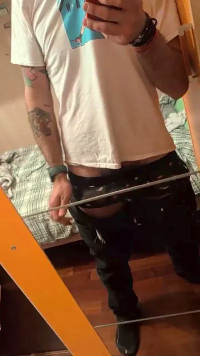 Matteosbo98 — Freechat on Cam4