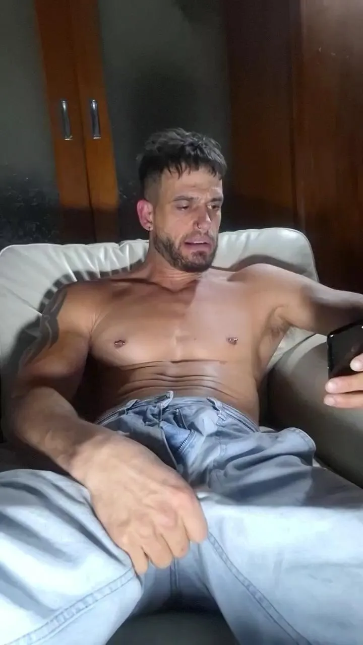 maxpac_rocco — #amateur #cumming #muscle #bigcock #sexymuscles #smile