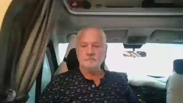 Offline Melkmann1 on Cam4