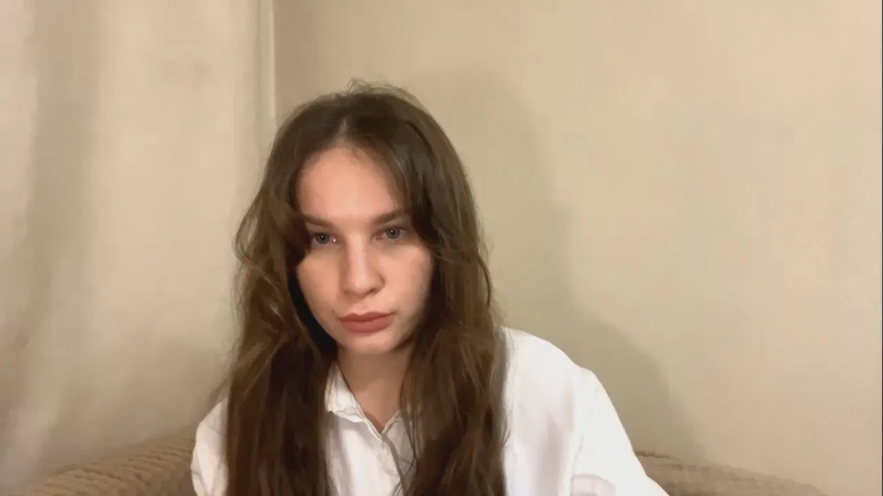 MerrillMarinko —  #cosplay #spanking #threesome #feet #pornstar #lesbian #bdsm