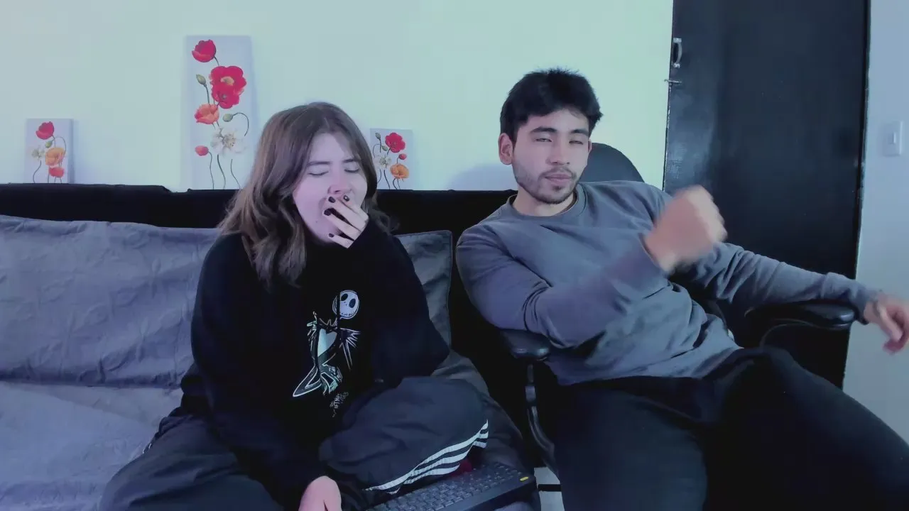 Freechat MichelandChris on Cam4