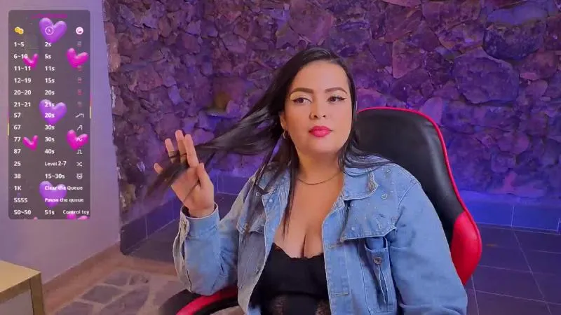 Freechat MilfRosa_ on Cam4