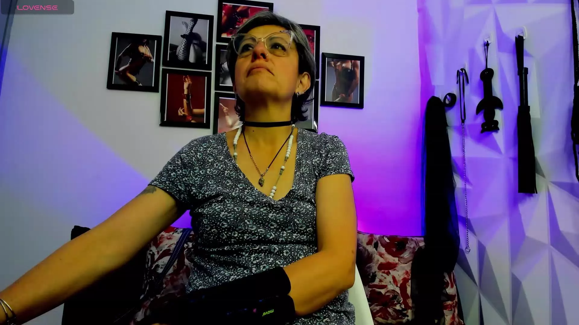 Offline MistressNyx_cg on Cam4