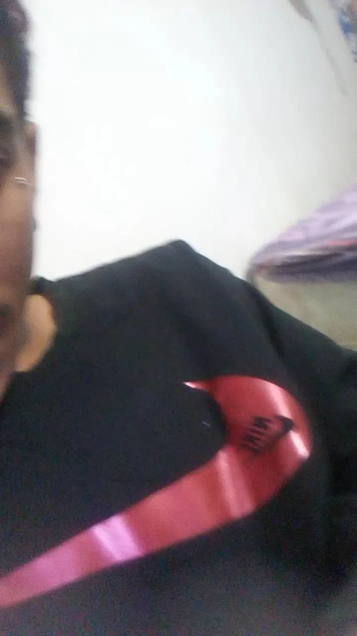 Monsterdick21 on Cam4