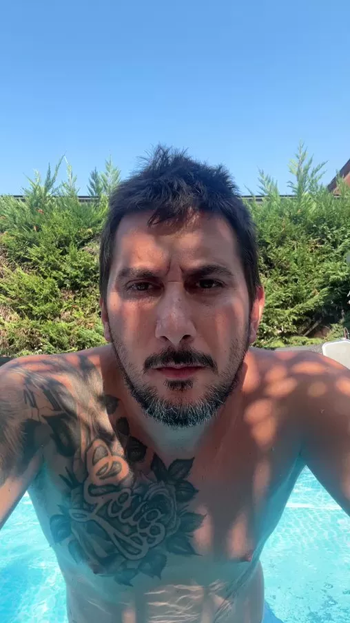 Offline mrlightxxx on Cam4