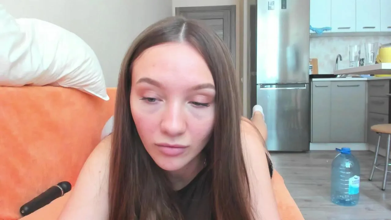 Naughty_Molly on Cam4