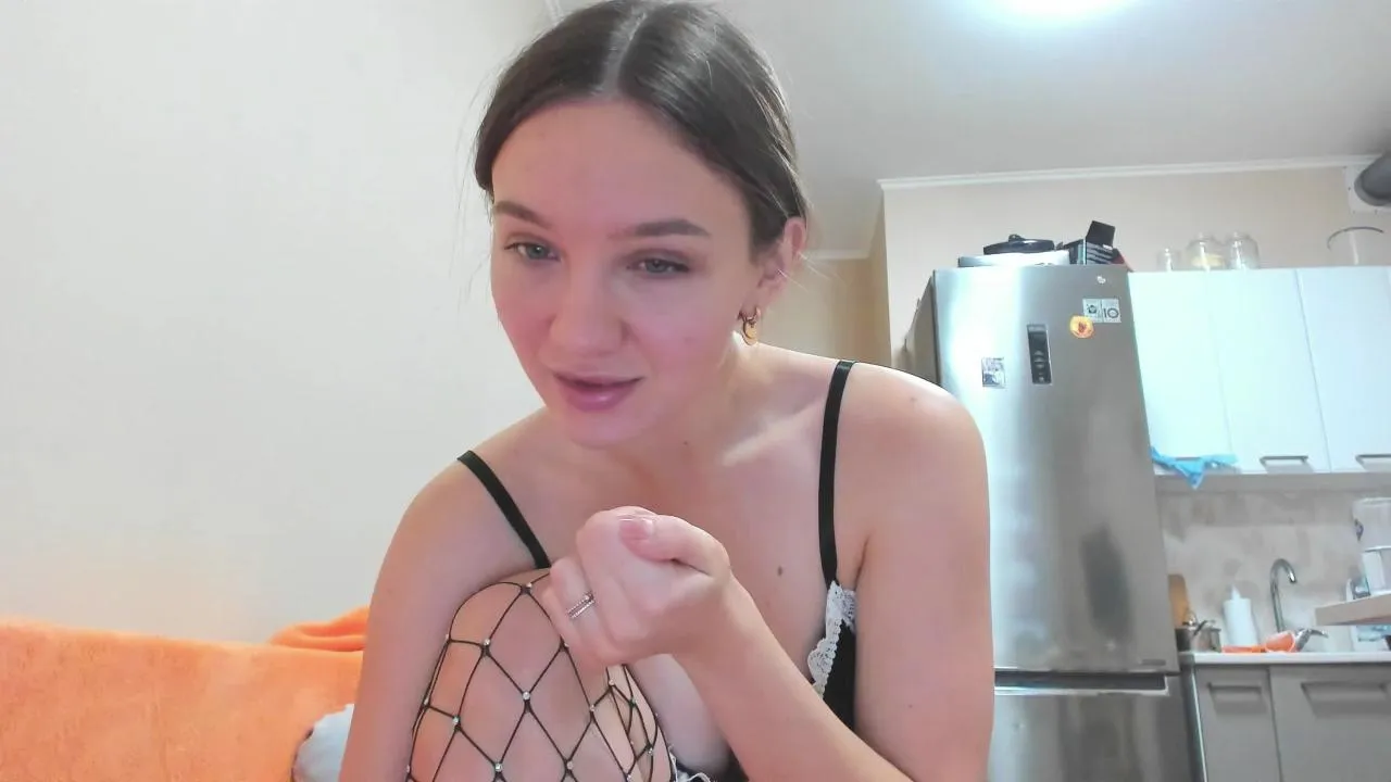 Naughty_Molly on Cam4