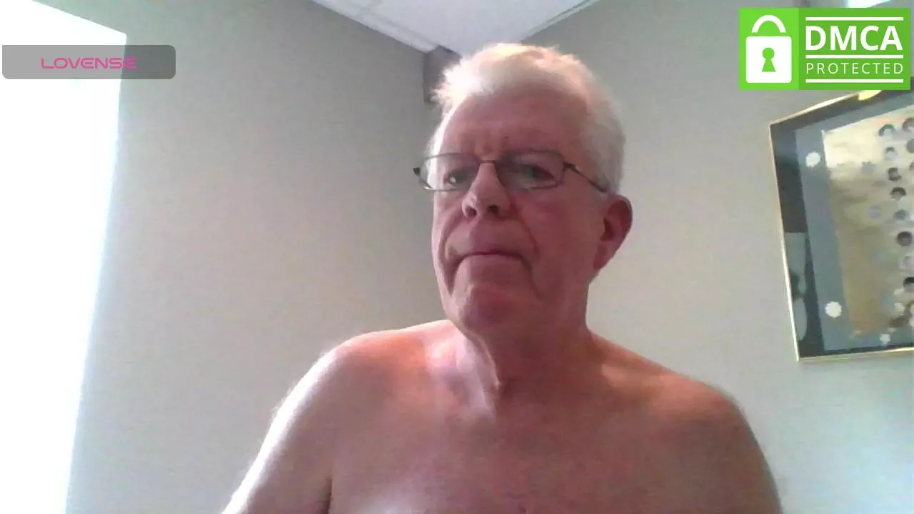 Offline NeoOnSC on Cam4