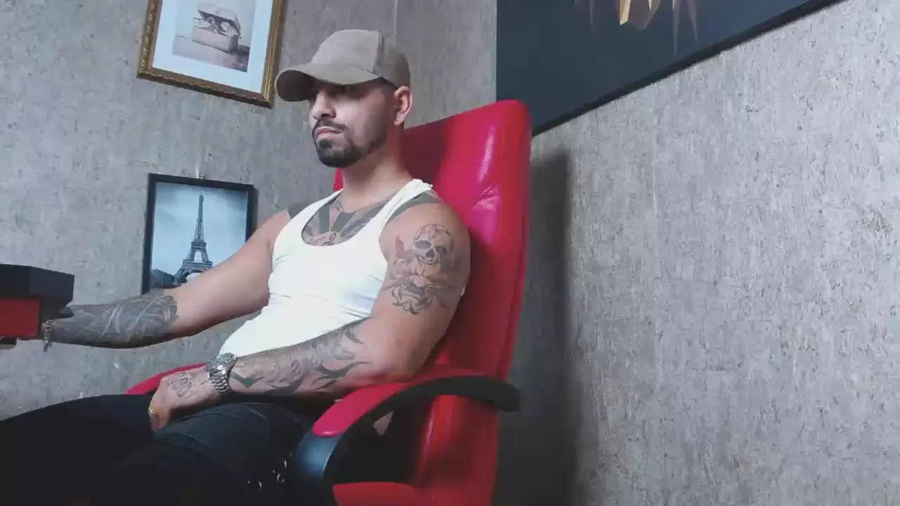 Offline NigelBoydX on Cam4