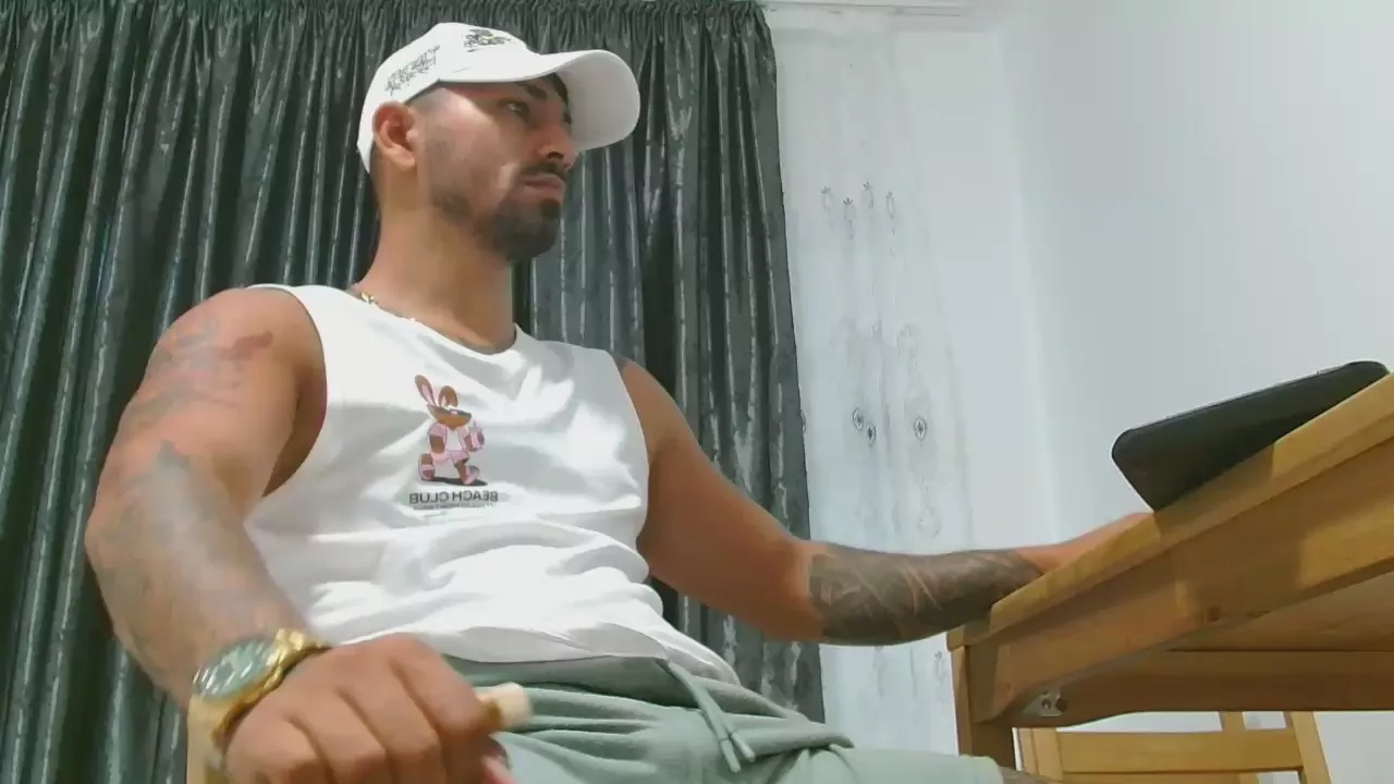 Offline NigelBoydX on Cam4