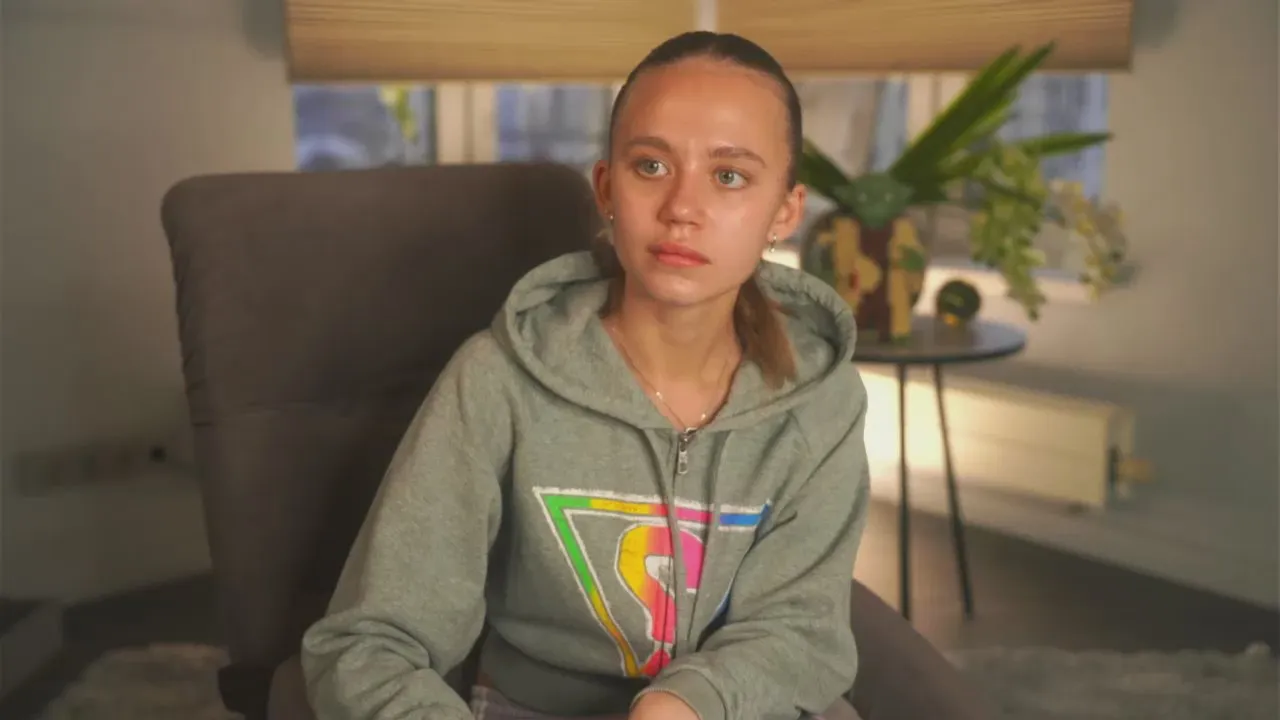 Offline OcieTenbusch on Cam4