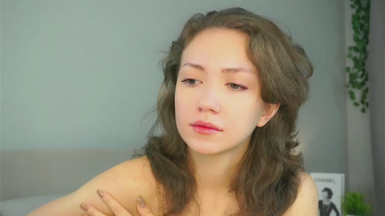 PaulitaBering —  #striptease #cute #spanking #feet