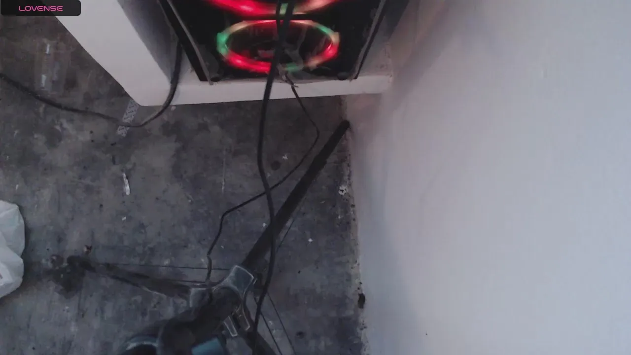 perver_gaby31 on Cam4