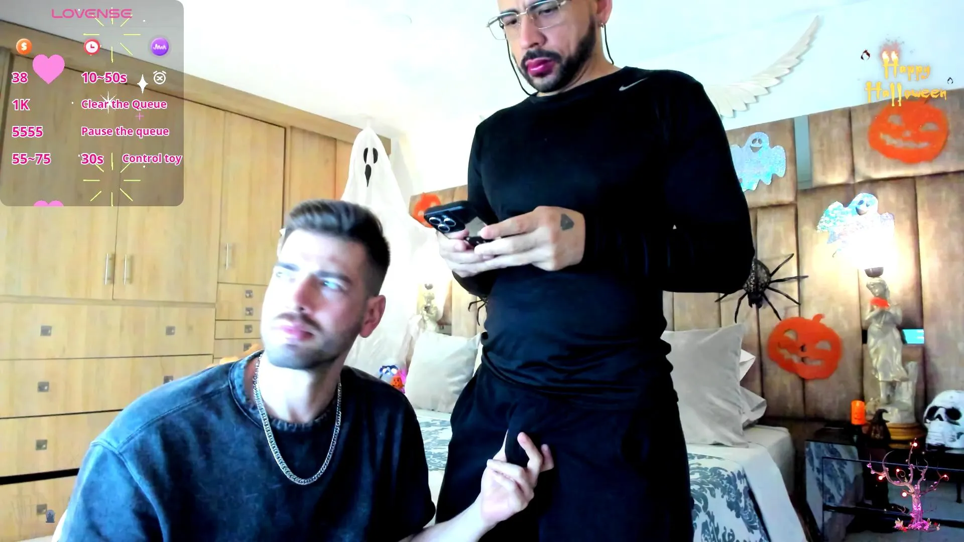 Offline petterandwilly on Cam4