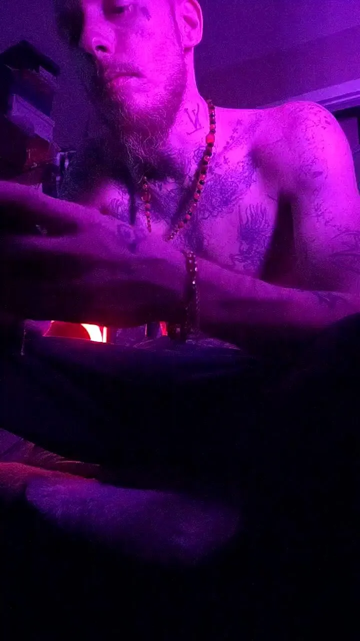 Freechat physicssexpert on Cam4