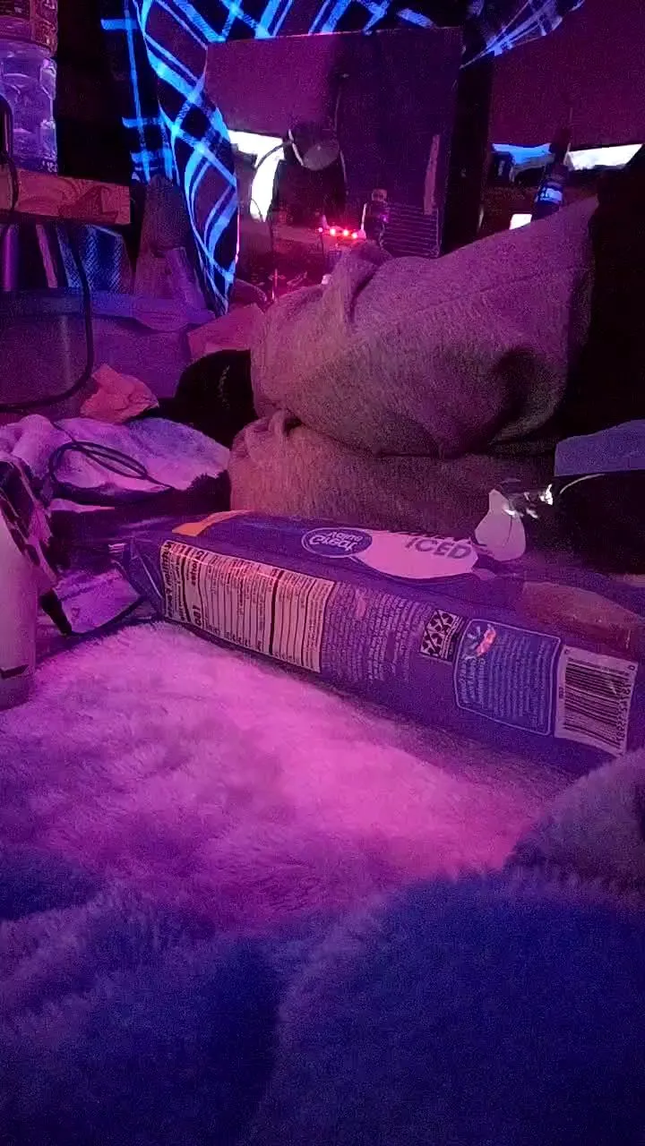 Freechat physicssexpert on Cam4