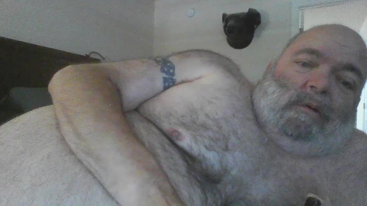 popperbear_fun on Cam4 