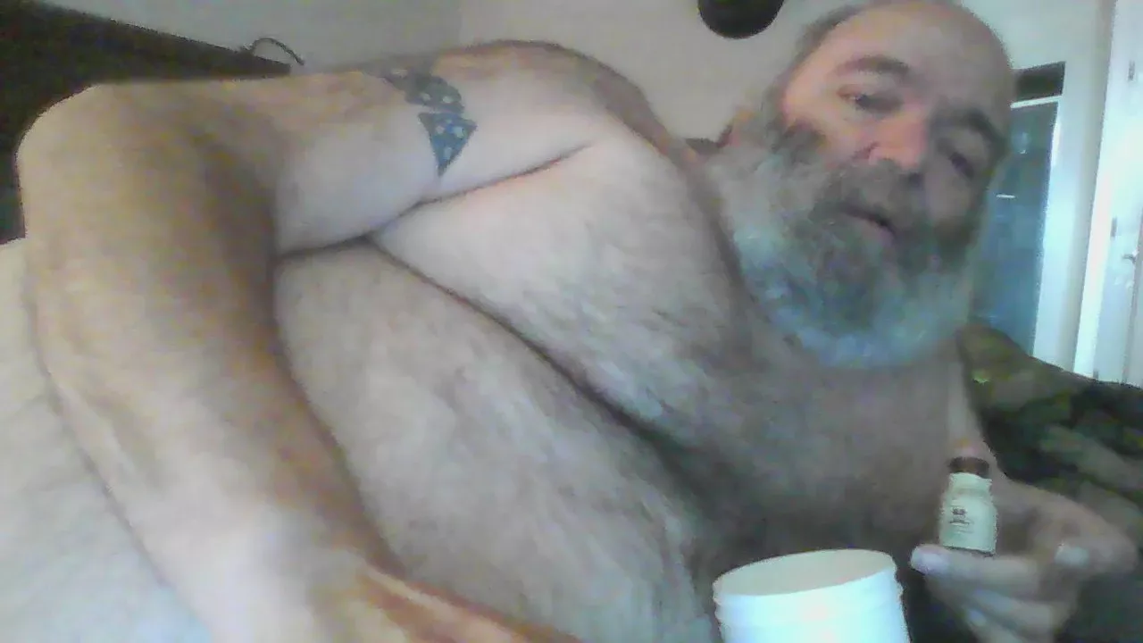 popperbear_fun on Cam4 