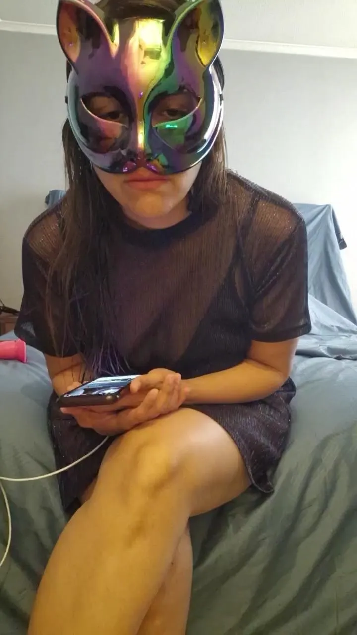 Offline Prrmiauu on Cam4