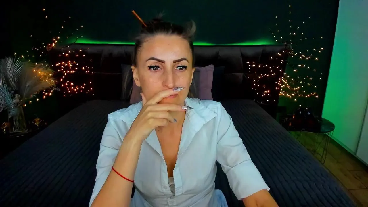 Rebeca_Diamond on Cam4 