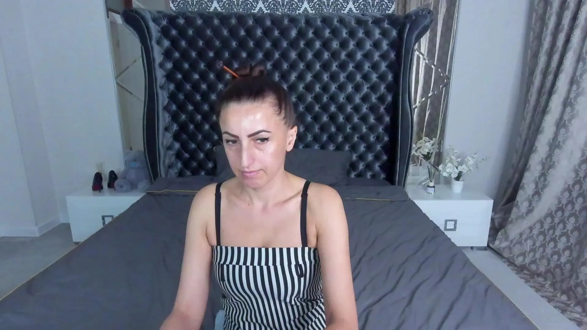 Rebeca_Diamond on Cam4 