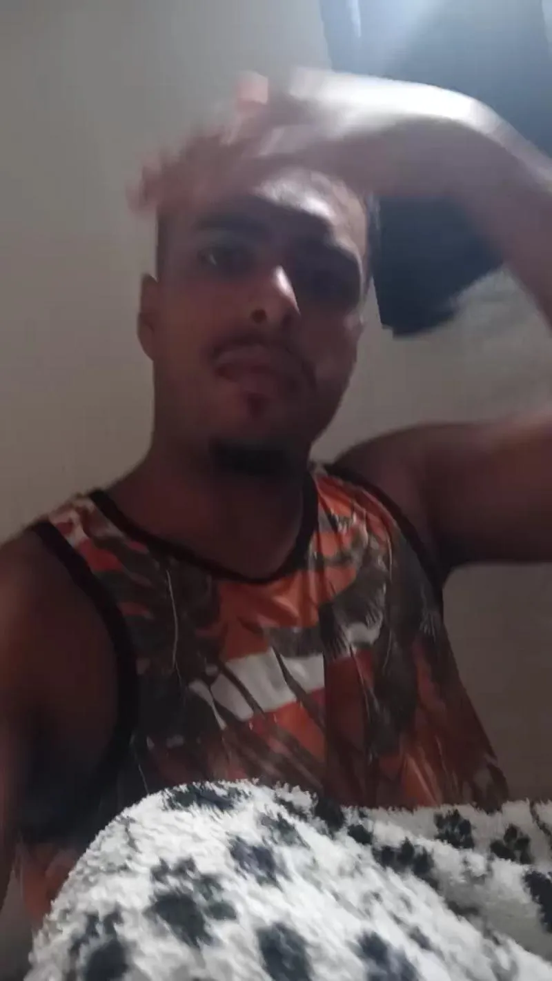 Salvatore_vt — Freechat on Cam4