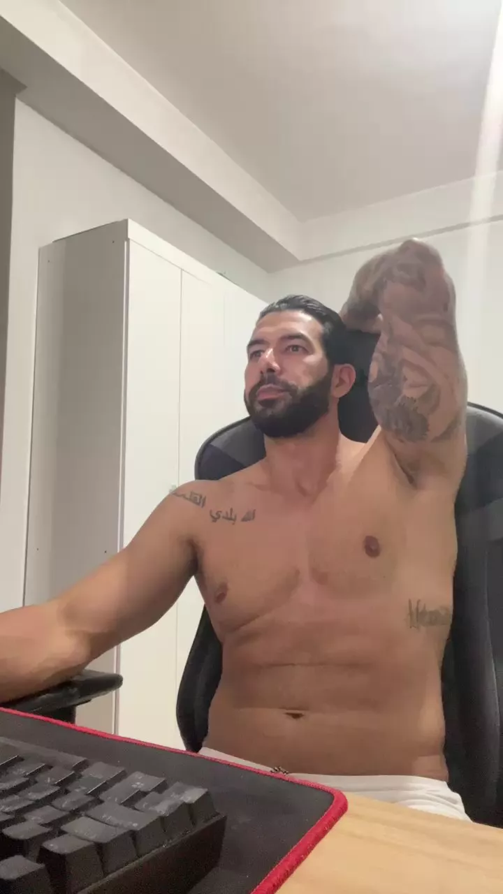 Saradoalto23 on Cam4 