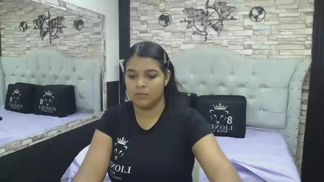 Offline sia_cavad18 on Cam4