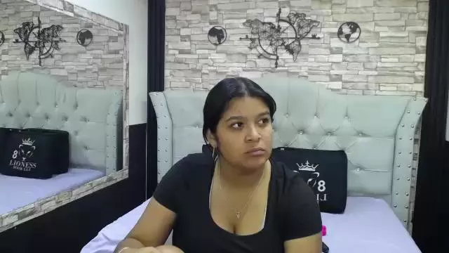 Offline sia_cavad18 on Cam4