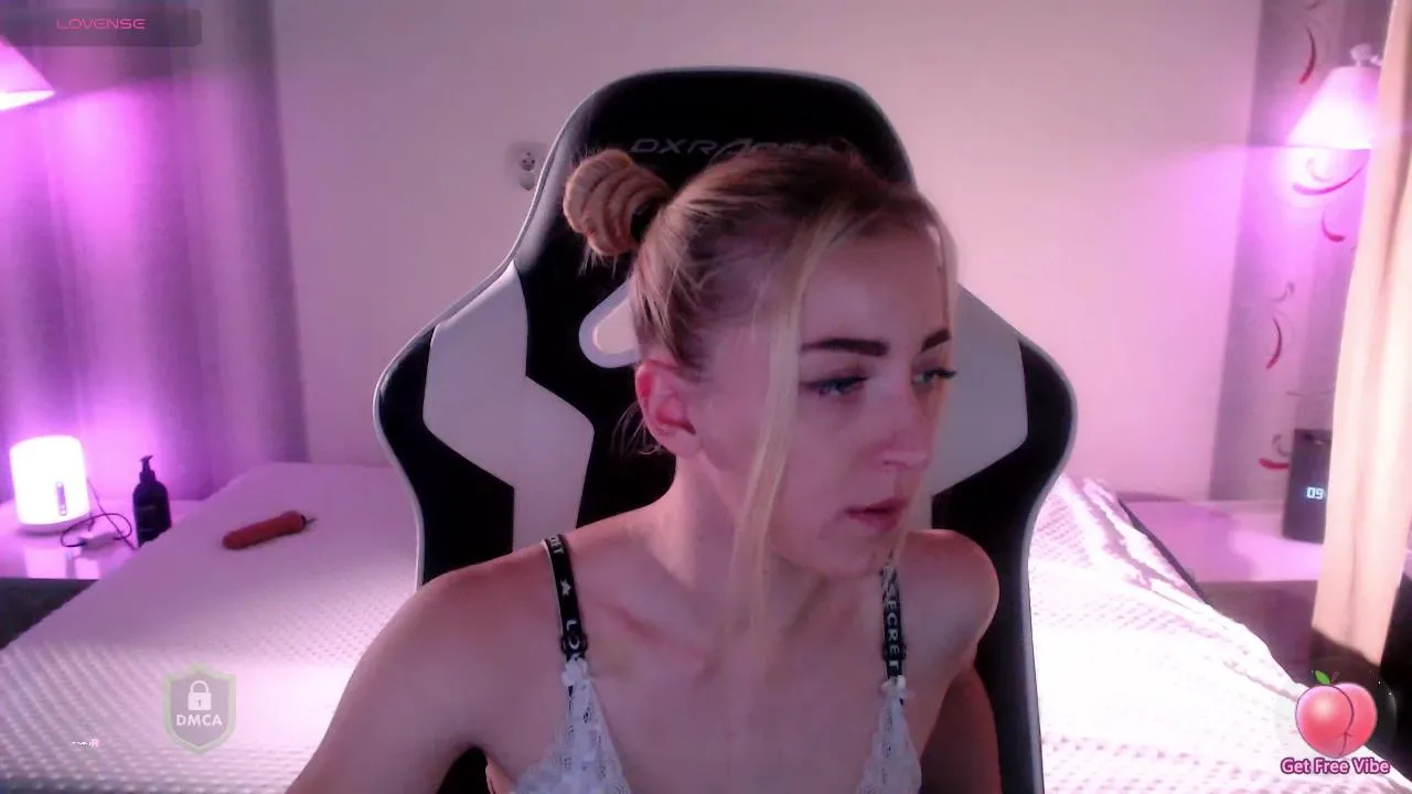 Offline space_danger on Cam4