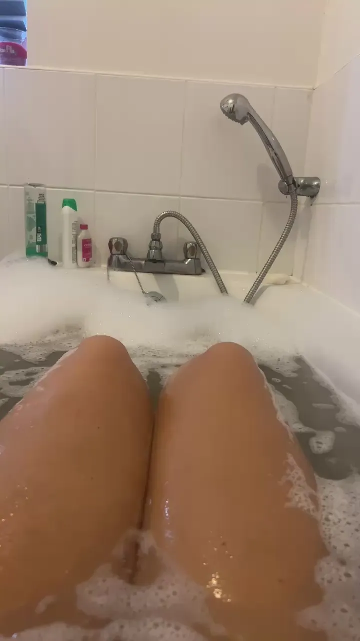 Spanglish_girl on Cam4