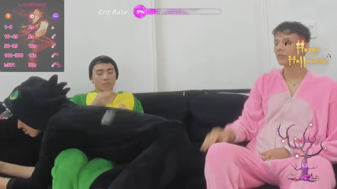 StrawwBoyss —  #smoke #C2C #analtoys #cum #threesome #bdsm #anal