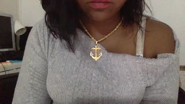 Offline StrengeScarlet on Cam4