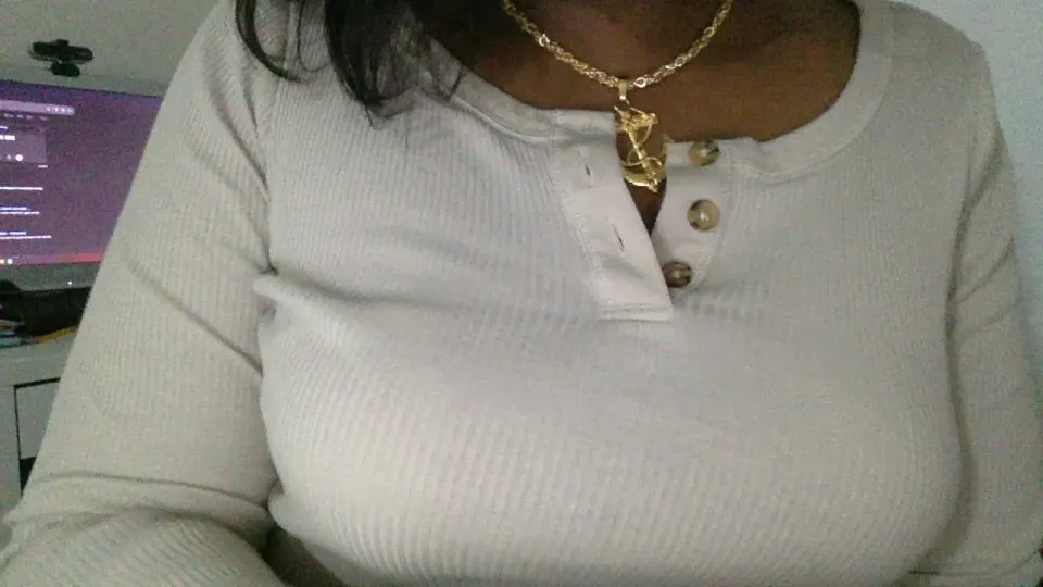 Offline StrengeScarlet on Cam4