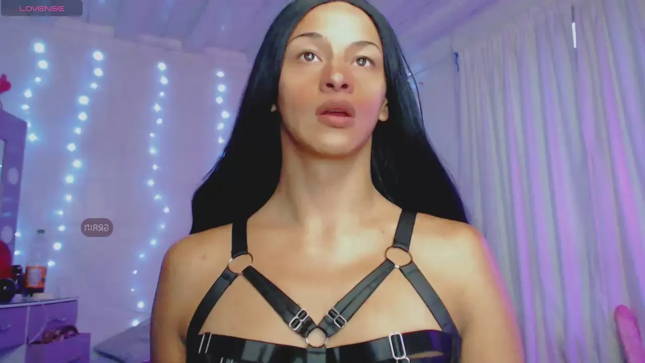 Offline Summer_XO on Cam4