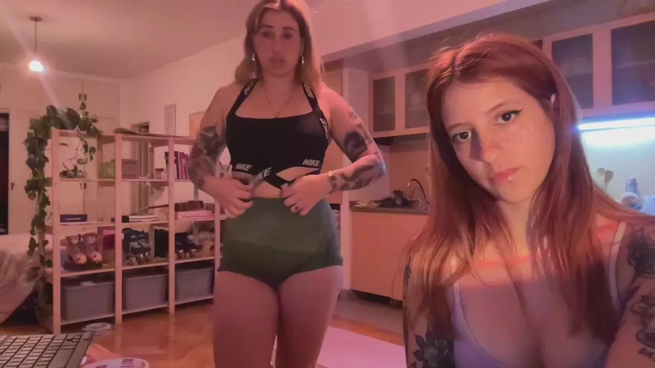 Sweet_amber999 on Cam4 