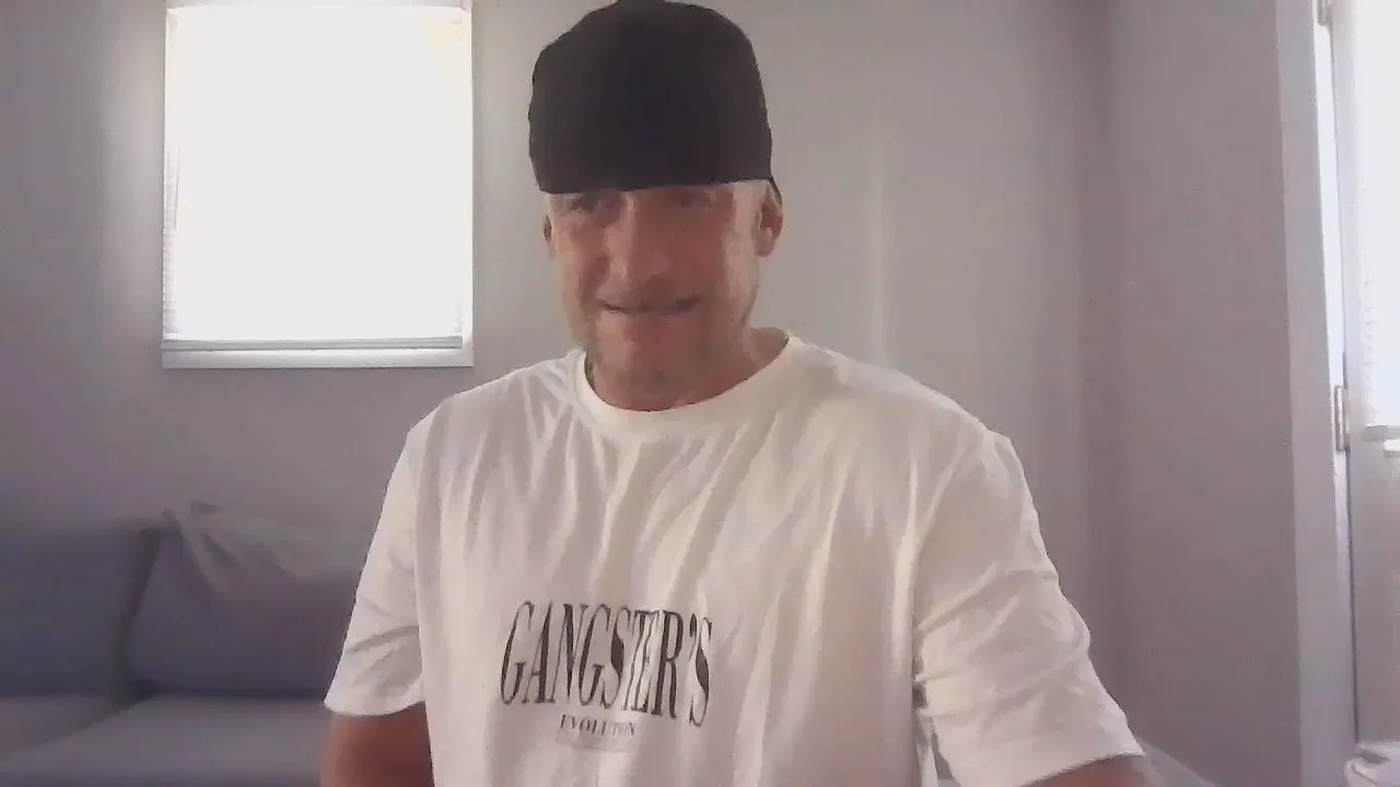 TattedRhino69 on Cam4 