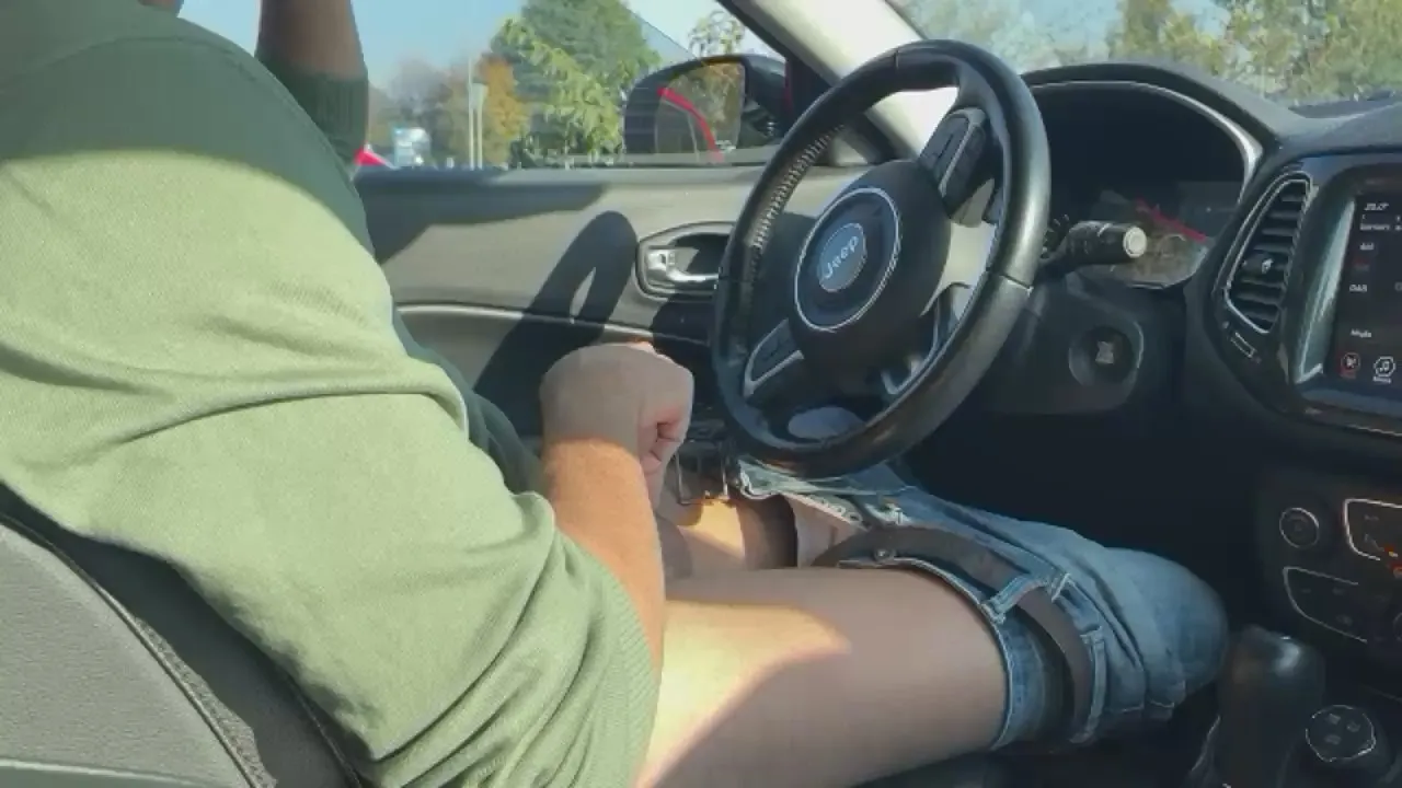 Offline Taxirider on Cam4