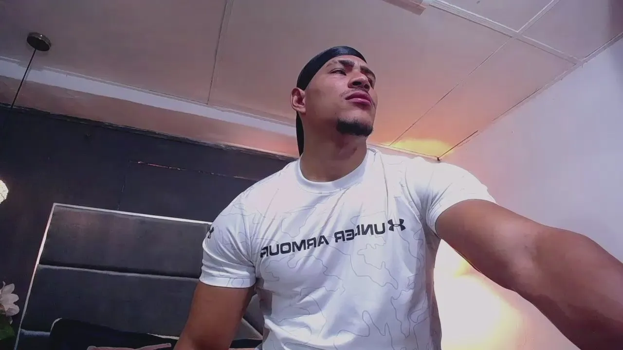 teddyfit_19cm on Cam4 