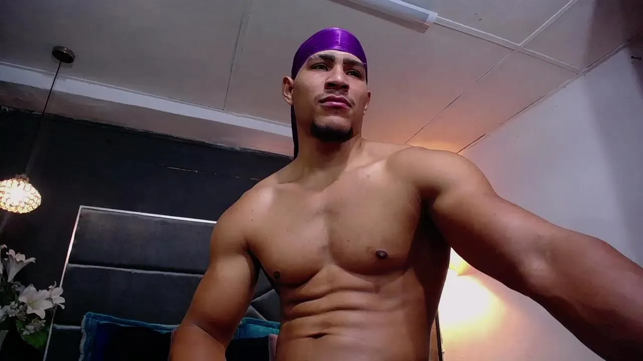 teddyfit_19cm on Cam4 