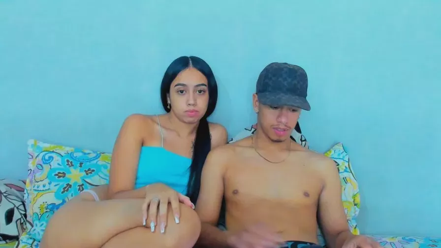 Offline The_and_she on Cam4