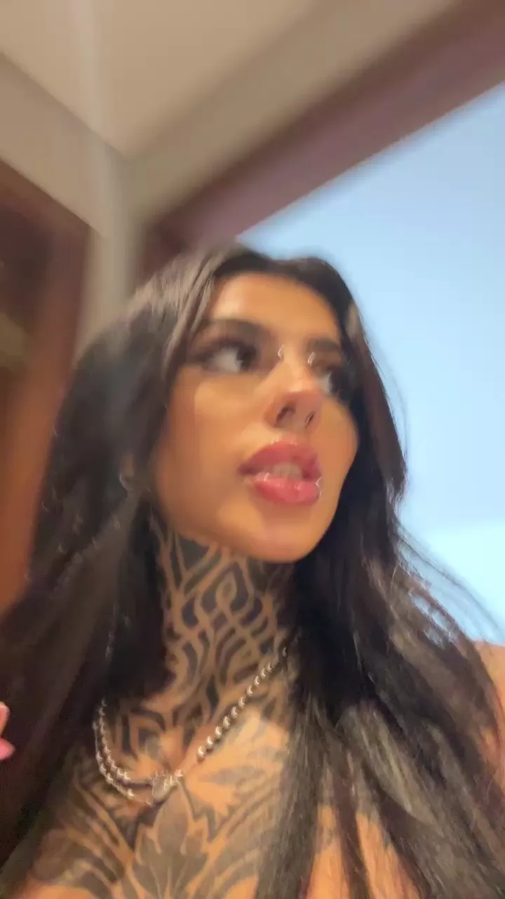 Offline thebabyvio on Cam4