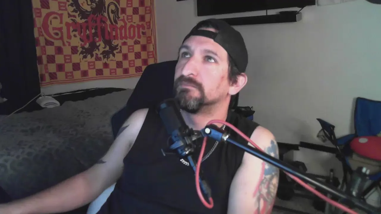 Offline TheDevilPup75 on Cam4